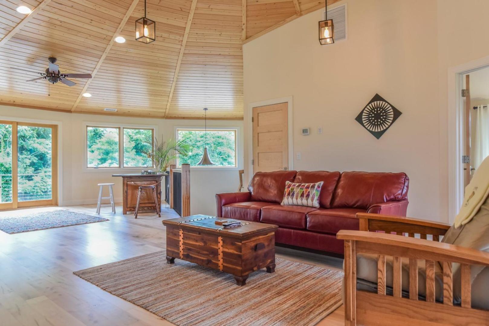 Skytop Chalet Pet Friendly, Hot Tub And Views Villa Black Mountain Exterior photo